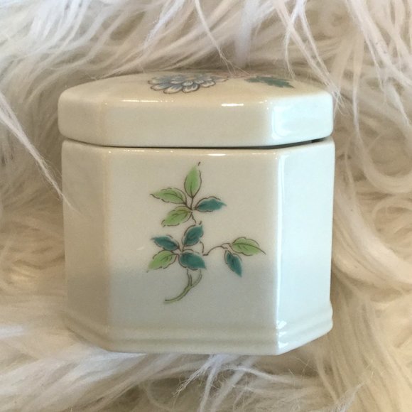 Vintage Takahashi Trinket Box - Picture 4 of 6